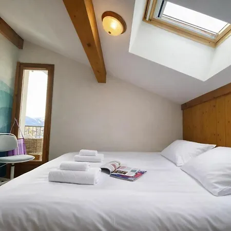 & Panoramic View - Happy Apartment Chamonix